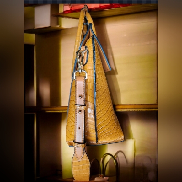 QIWANG Luxury Top-Handle Bag W/Embossed Crocodile Cowhide - Picture 5 of 16